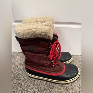 Sorel Women's Winter Carnival waterproof boots size 9 EUC